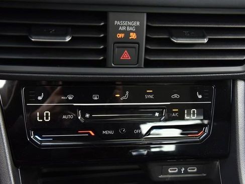New 2026 Volkswagen Jetta SE FWD image 15