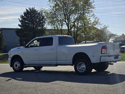 Used 2021 RAM 3500 Big Horn w/ Level 1 Equipment Group image 12
