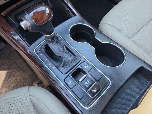 Used 2017 Kia Sorento EX w/ EX Advanced Touring Package image 31