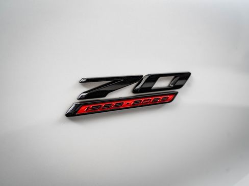 Used 2023 Chevrolet Corvette Stingray Premium Conv w/ Z51 Performance Package image 10