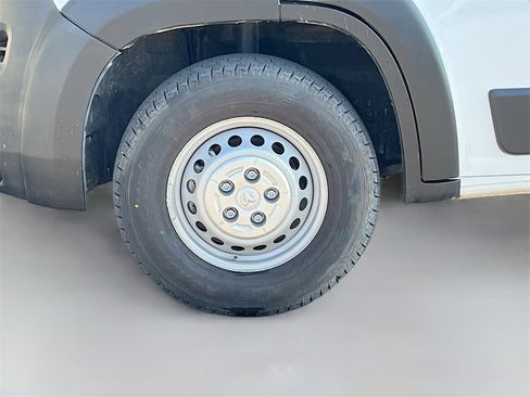 Used 2024 RAM ProMaster 3500 w/ Convenience Group image 28