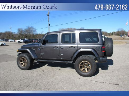 Used 2021 Jeep Wrangler Unlimited Sahara image 8