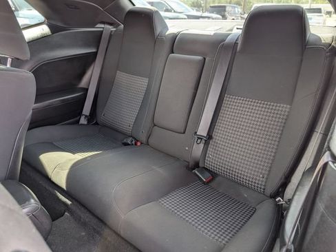 Used 2019 Dodge Challenger GT RWD image 30