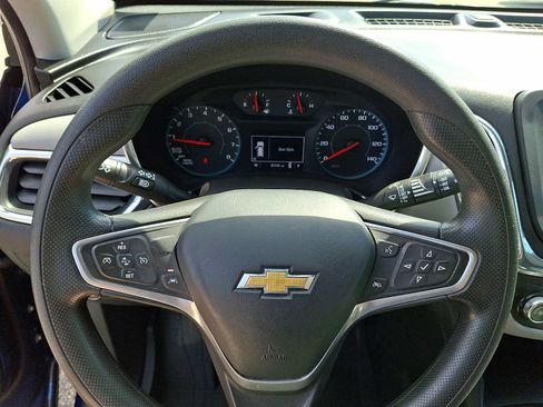 Used 2023 Chevrolet Equinox LS w/ LPO, Floor Liner Package FWD image 17