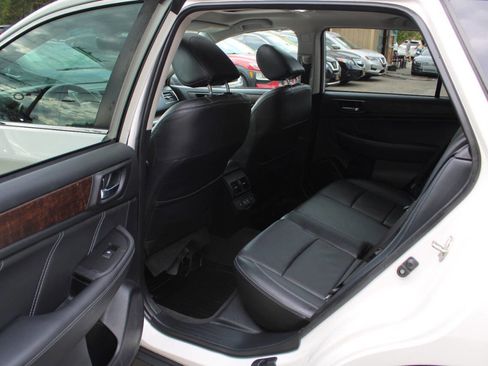Used 2019 Subaru Outback 2.5i Limited image 27