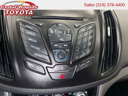 Used 2015 Ford Escape SE image 14