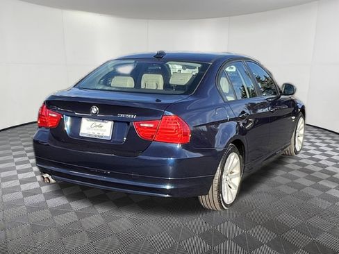 Used 2011 BMW 328i xDrive Sedan image 6