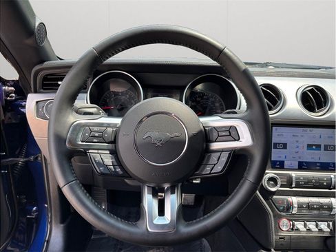 Used 2020 Ford Mustang Premium RWD image 23