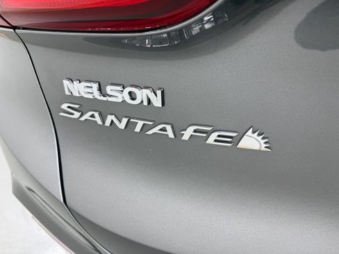 Used 2019 Hyundai Santa Fe SEL FWD image 15