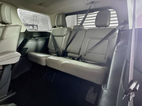Used 2025 Ford Expedition Active AWD/4WD image 31