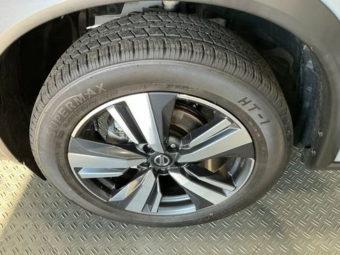 Used 2021 Nissan Rogue SL AWD/4WD image 44