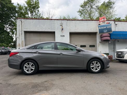 Used 2011 Hyundai Sonata GLS w/ Popular Equipment Pkg 2 FWD image 10