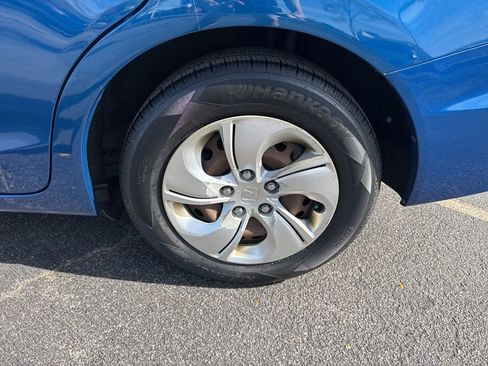 Used 2015 Honda Civic LX image 12