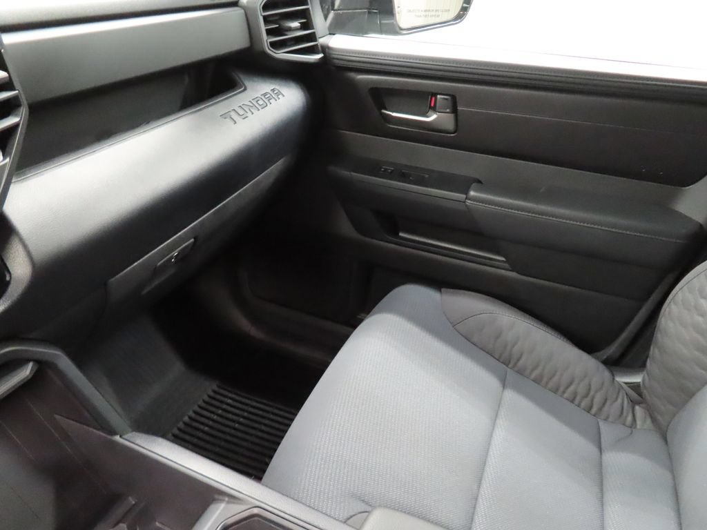 Used 2025 Toyota Tundra SR5 w/ SR5 Convenience Package AWD/4WD image 23