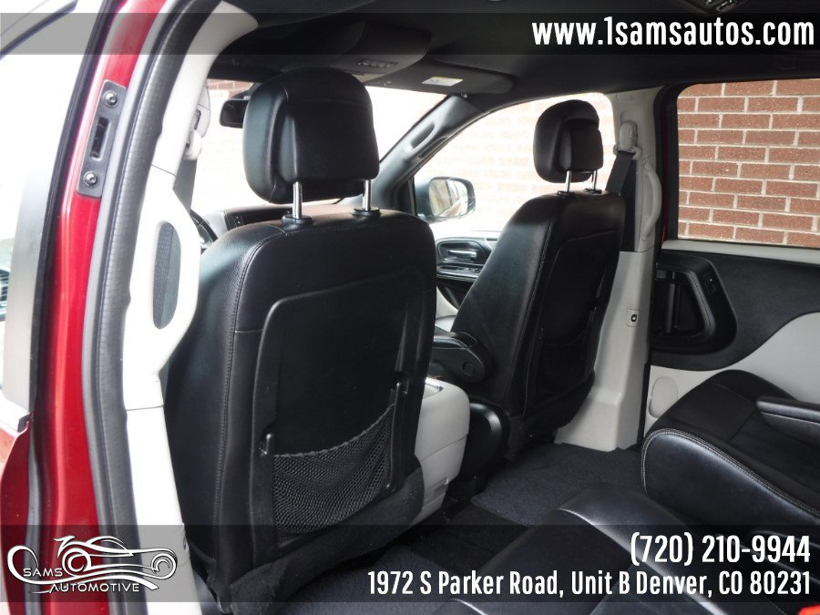 Used 2018 Dodge Grand Caravan SXT FWD image 19