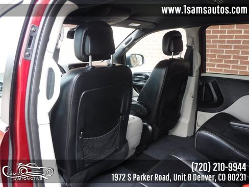 Used 2018 Dodge Grand Caravan SXT FWD image 19