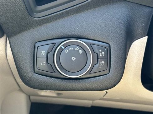 Used 2017 Ford Escape SE image 26