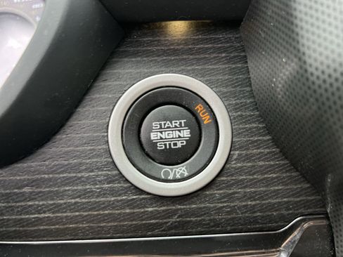 Used 2022 RAM 2500 Limited image 23