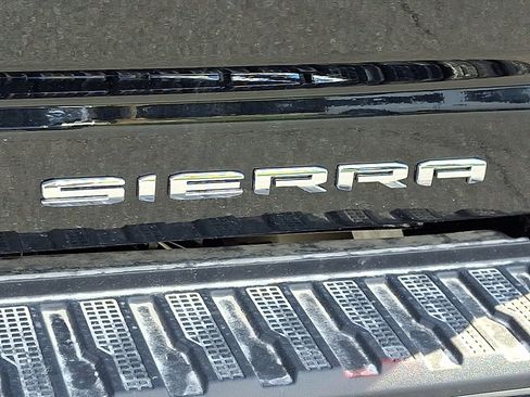 New 2026 GMC Sierra 2500 Denali Ultimate AWD/4WD image 11