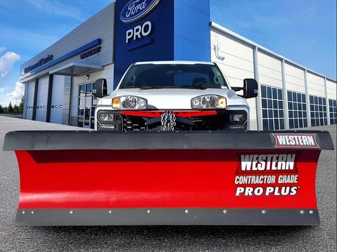 Used 2024 Ford F350 XL w/ STX Appearance Package AWD/4WD image 25