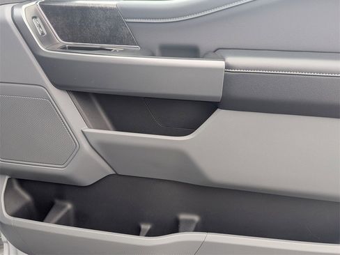 Used 2022 Ford F150 XLT w/ Equipment Group 301A Mid image 26