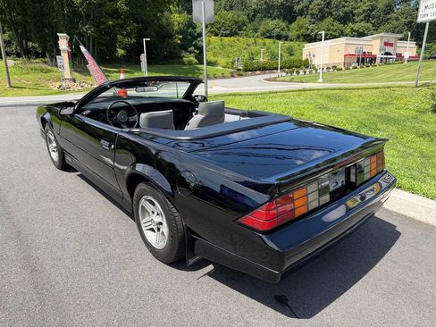 Used 1989 Chevrolet Camaro IROC-Z RWD image 11