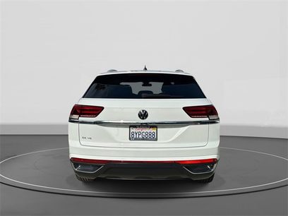 Certified 2021 Volkswagen Atlas Cross Sport SE w/ Panoramic Sunroof Package