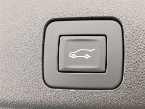 Certified 2024 Buick Encore GX Avenir w/ Avenir Convenience Package image 30