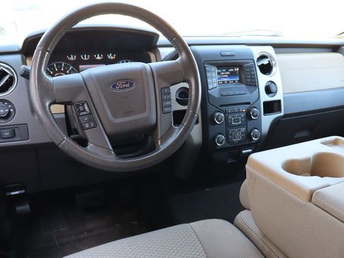 Used 2013 Ford F150 XLT w/ XLT Chrome Pkg RWD image 4