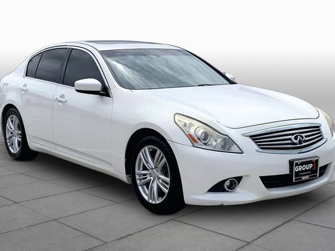 Used 2013 INFINITI G37 Journey w/ Premium Pkg RWD image 3