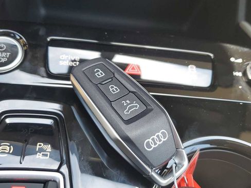 New 2027 Audi Q6 e-tron Premium Plus AWD/4WD image 36