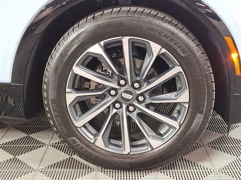 Used 2025 Cadillac Lyriq Sport image 12