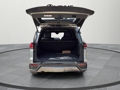 Used 2023 Lexus LX 600 4WD w/ Ultra Luxury Package image 24