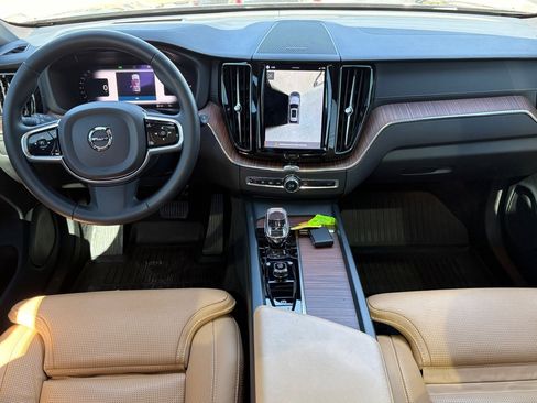 Certified 2023 Volvo XC60 T8 Ultimate image 13