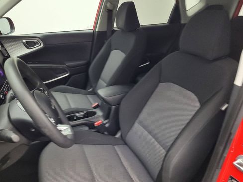 Used 2023 Kia Soul S image 17