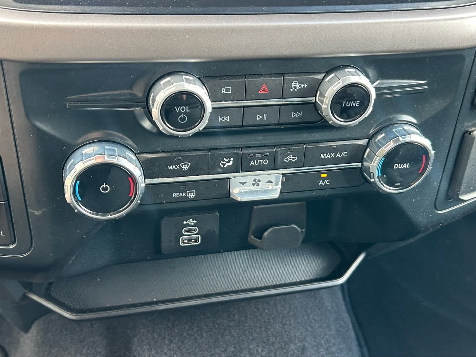 Used 2025 Ford F150 XLT w/ Equipment Group 301A Standard AWD/4WD image 42