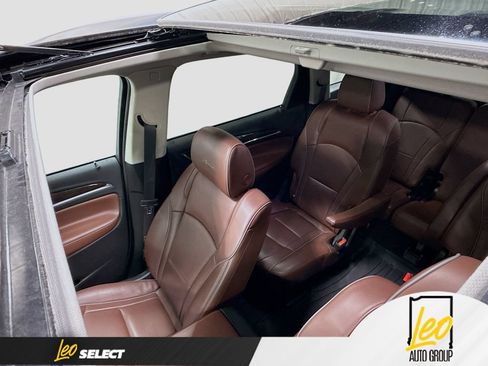 Used 2021 Buick Enclave Avenir w/ Avenir Technology Package AWD/4WD image 26