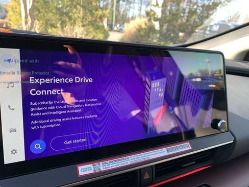 New 2026 Toyota Prius Plug-In Hybrid FWD image 23