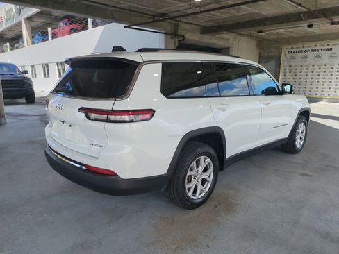 Certified 2022 Jeep Grand Cherokee L Limited image 5