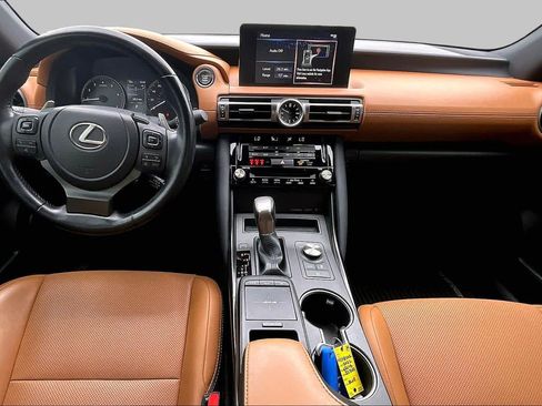 Used 2022 Lexus IS 300 RWD image 17