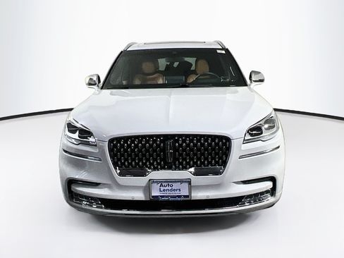 Used 2022 Lincoln Aviator Black Label w/ Dynamic Handling Package AWD/4WD image 2