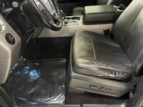 Used 2015 Ford Expedition Limited w/ Equipment Group 301A image 17