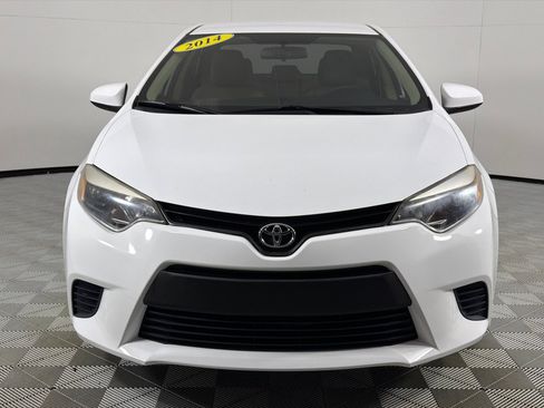 Used 2014 Toyota Corolla LE image 11