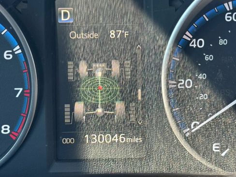 Used 2017 Toyota RAV4 XLE w/ Plus Special Value Package AWD/4WD image 51