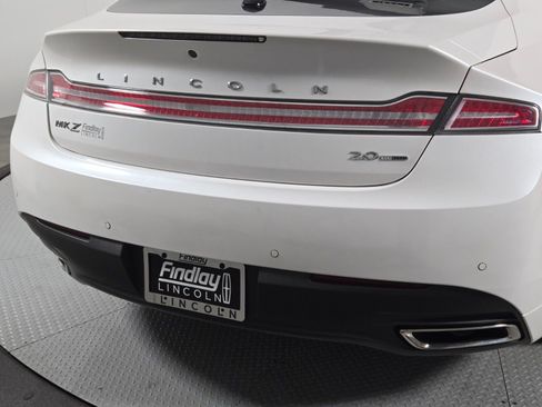 Used 2016 Lincoln MKZ FWD image 5
