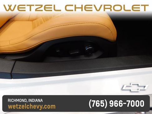 Used 2024 Chevrolet Corvette Stingray Premium Conv RWD image 15