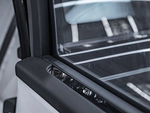 Used 2025 Rolls-Royce Cullinan AWD/4WD image 43