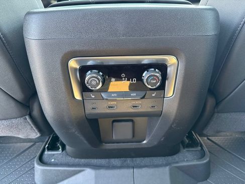 New 2026 Chevrolet Suburban Z71 w/ Z71 Off-Road Package AWD/4WD image 26