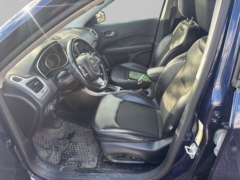 Used 2020 Jeep Compass Latitude w/ Popular Equipment Group image 9