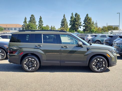 Used 2024 Hyundai Santa Fe SEL FWD image 5